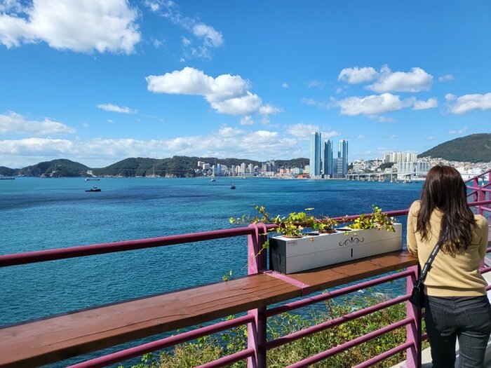 부산여행 &#39;흰여울마을&#39; 송도를 바라보며