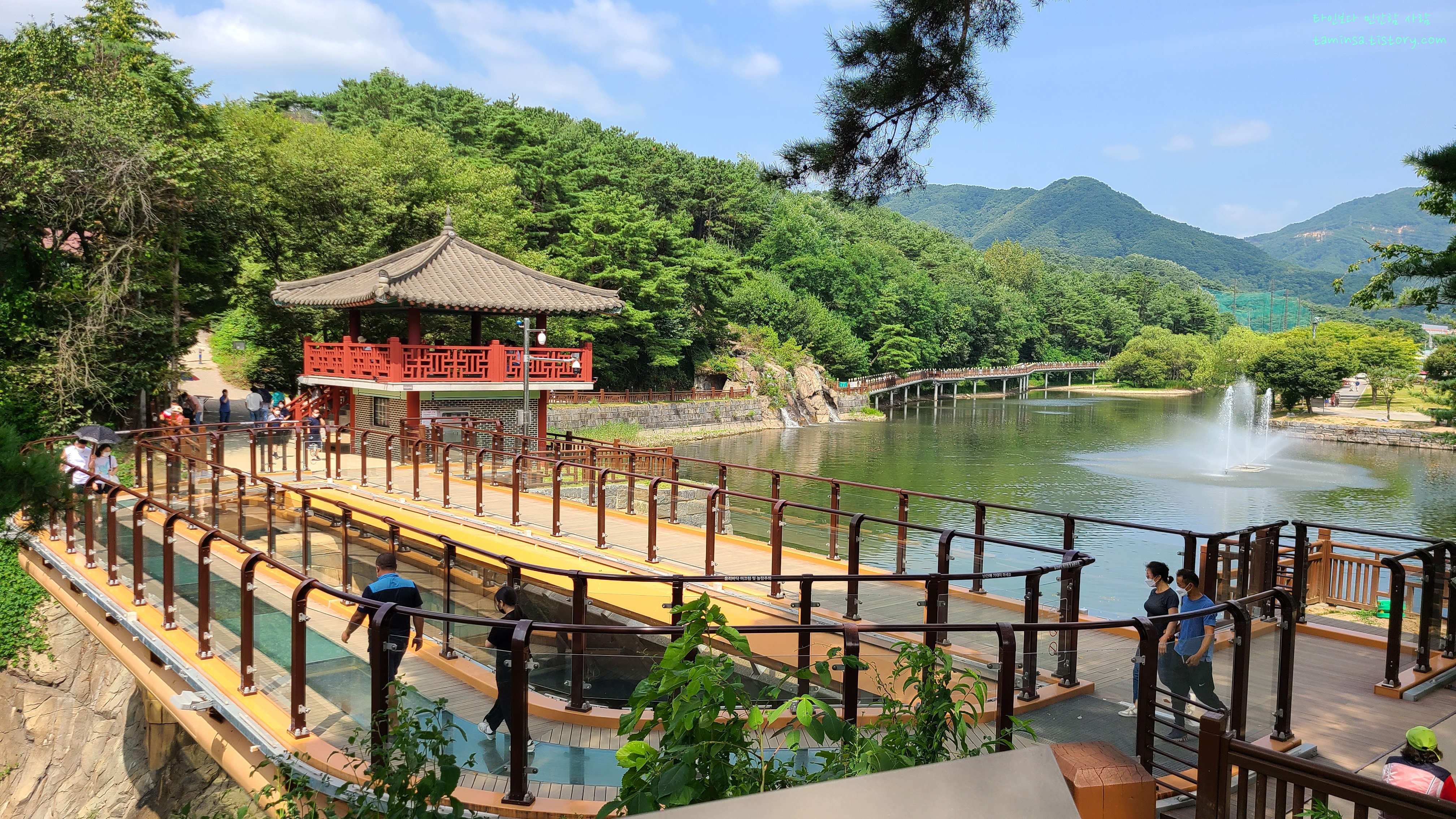  충청북도 제천 드라이브 코스 : 의림지(1박 2일 촬영지, 용추폭포, 유리전망대), 청풍호반케이블카, 청풍문화재단지(현재 관람에 다소 제한 있음)