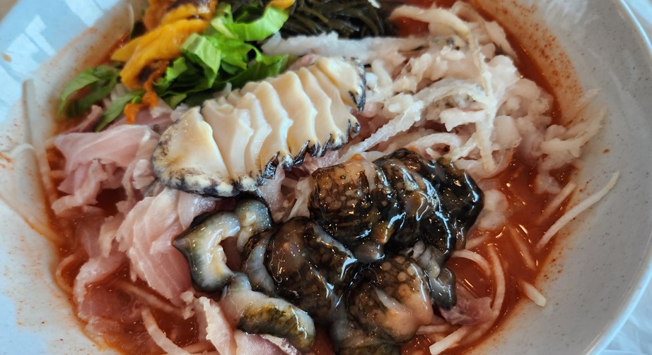 봉포머구리집 본점 주차장 8