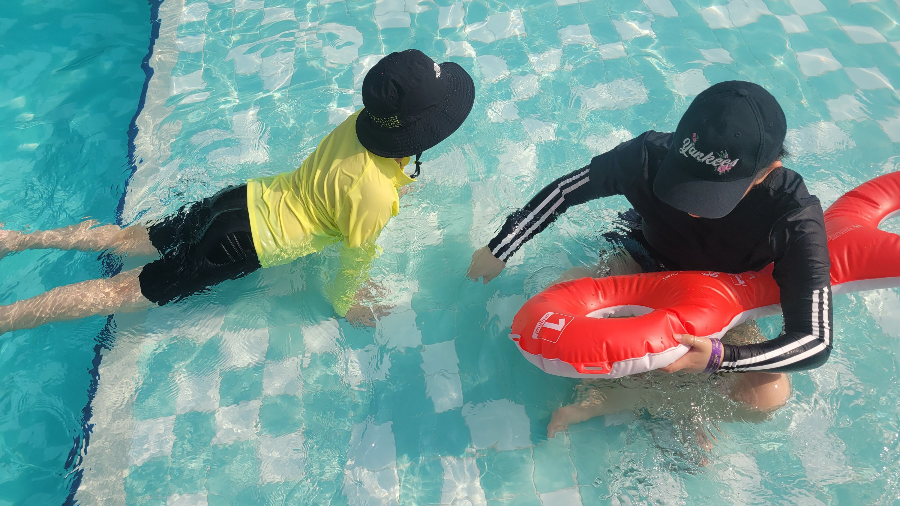 체스터톤스속초-야외수영장