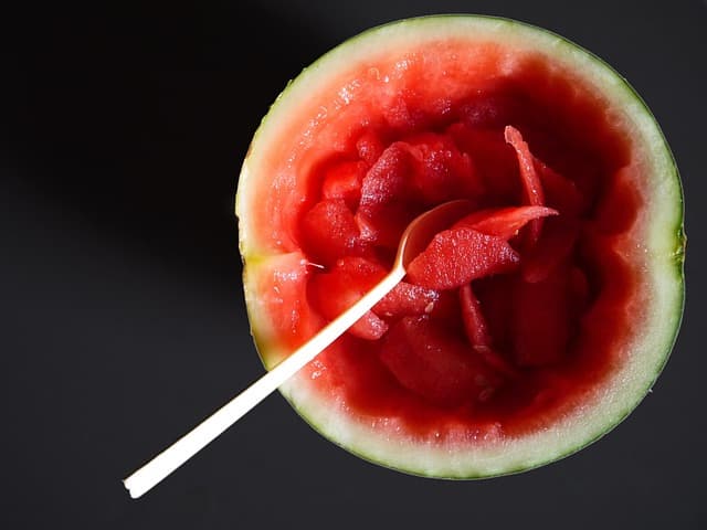 수박 자르는법 BEST 5 추천! 여름철 수박 깔끔하고 쉽게 써는 꿀팁 총정리