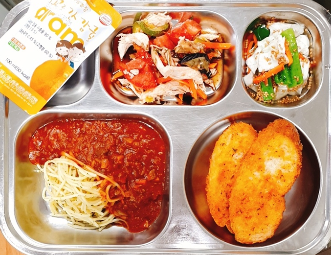학교급식, 서울 당중초등학교에 5