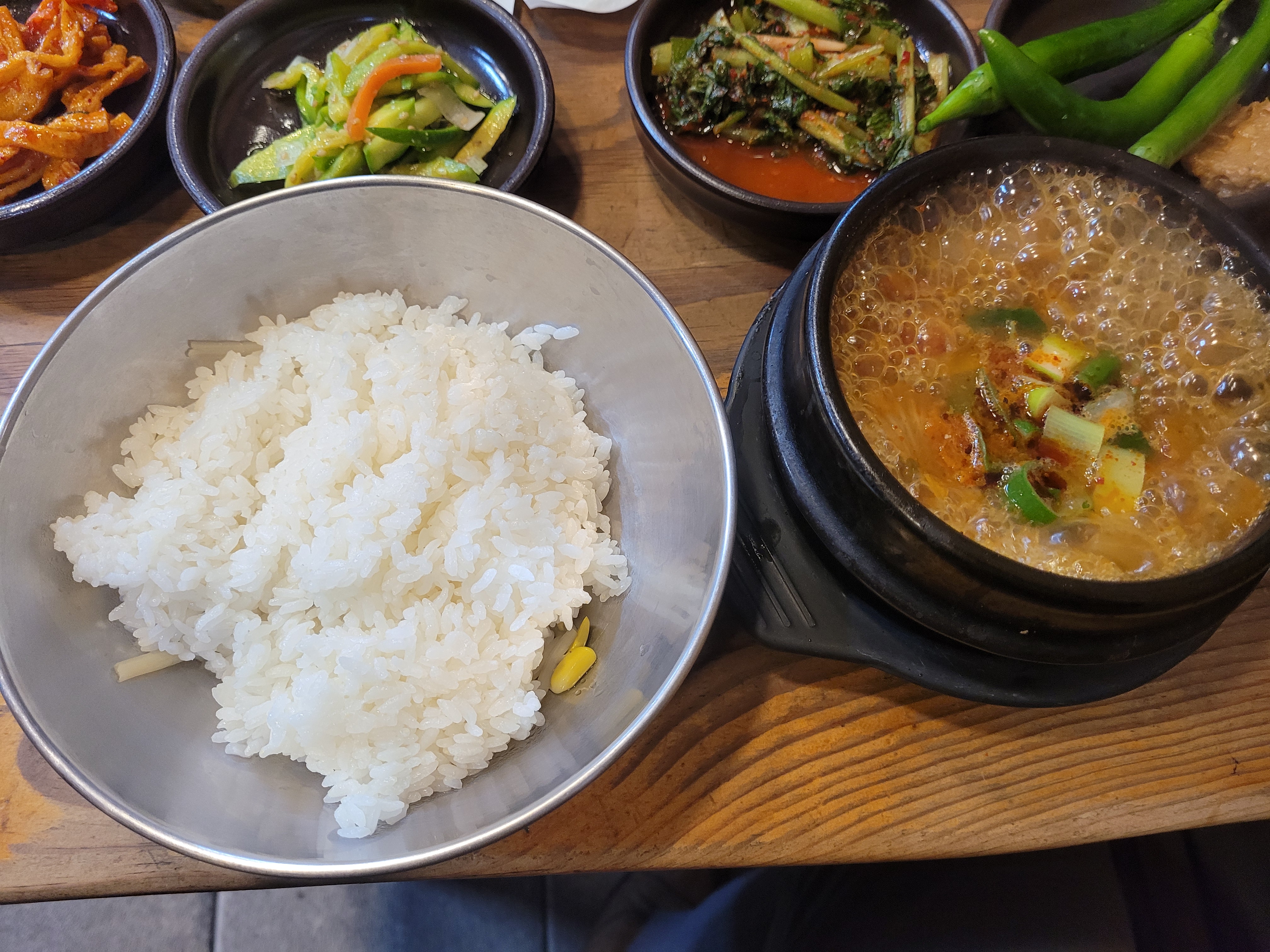 뚝배기집 이미지
