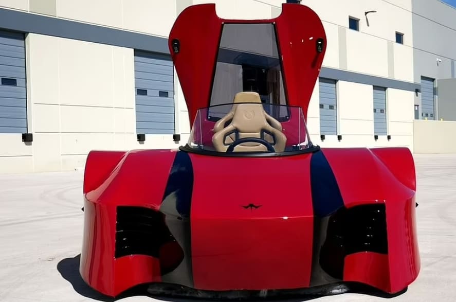 세계 최초 수륙양용 호보크래프트 자동차 공개 VIDEO: World's first luxury sports hovercraft due to go on sale in 2022 