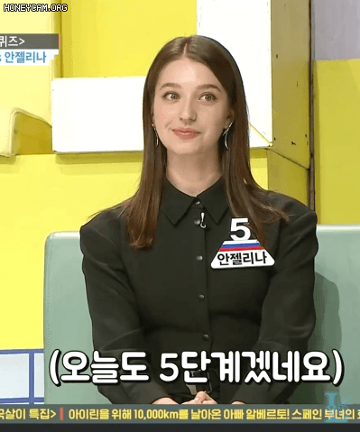 [연예] [움짤]         안젤리나 -  와이드섬