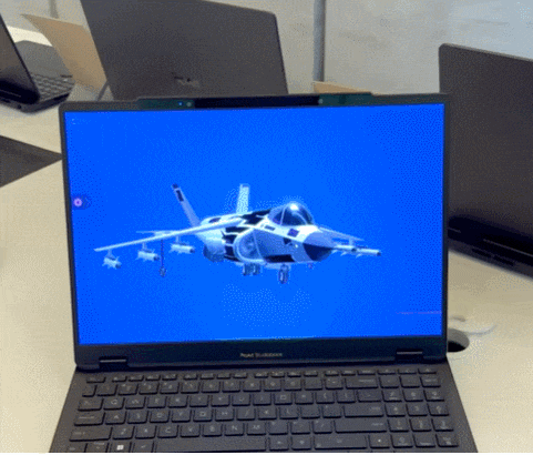 세계 최초 대만 아수스의 놀라운 3D 노트북 VIDEO: ASUS 3D Laptop