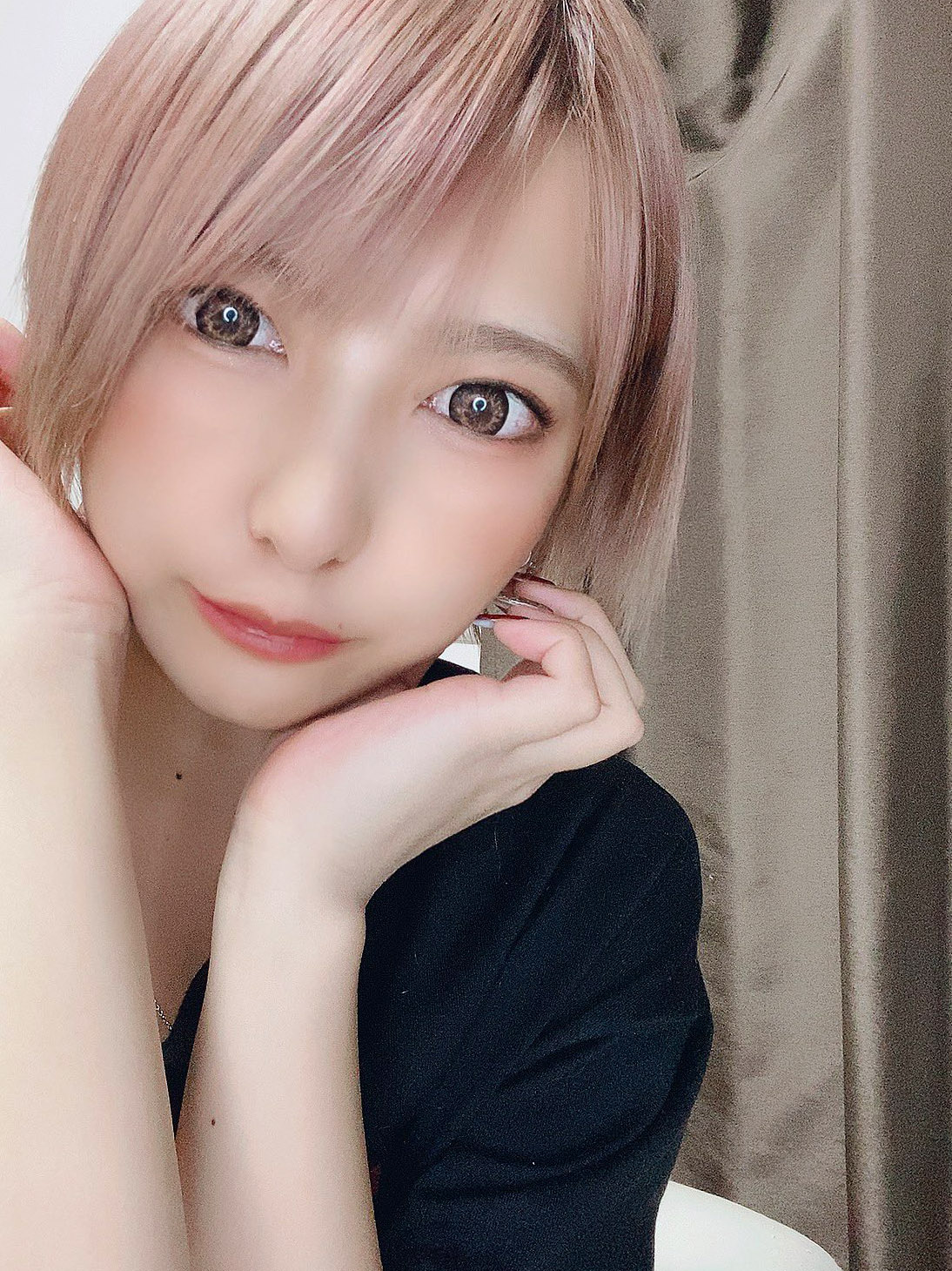 하루사키_료_Harusaki_Ryou_春咲りょう