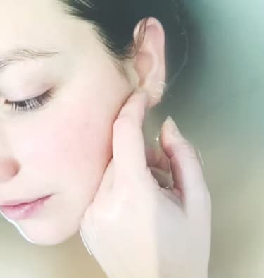  연예인은 어떤 미백관리로 피부가 하얘질까?