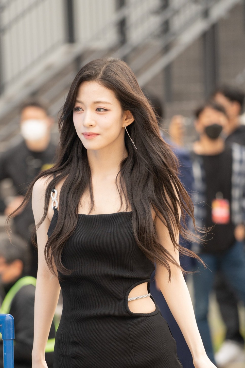  프로미스나인 채영 케이콘 일본 드레스 사진 221015