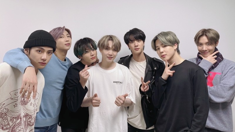  방탄소년단 단체 사진 + 움짤