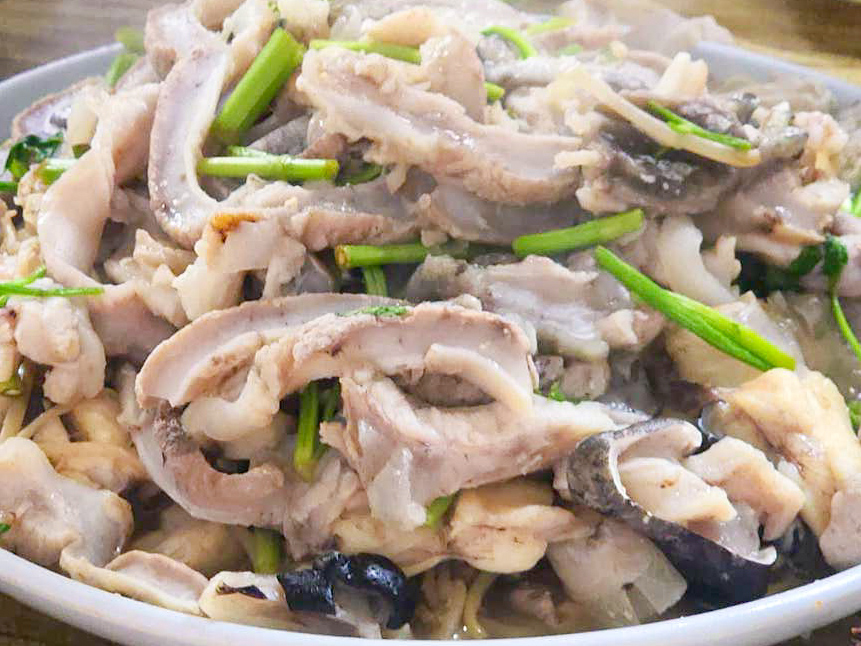 구천식당 아귀내장수육 확대한 사진