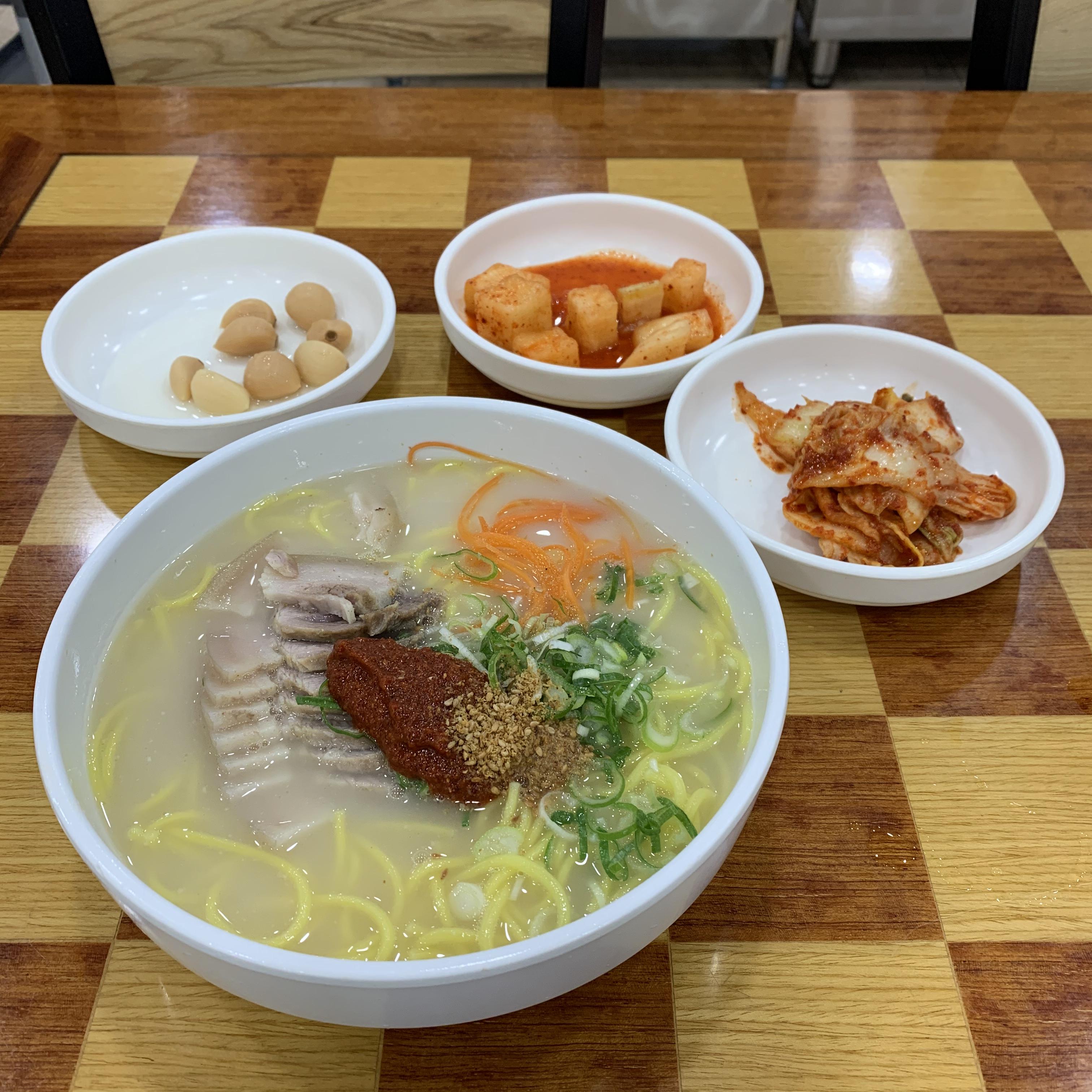  [제주도 고기국수]삼대국수회관에서 국수 한그릇 하고 가세요~