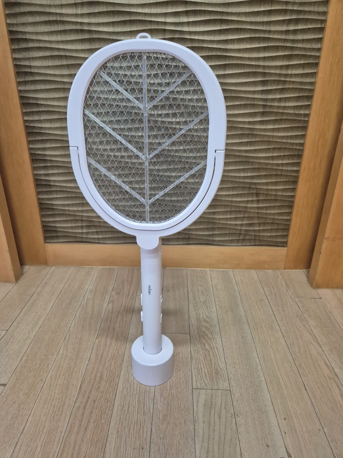 끌리젠-모기채-세워두기