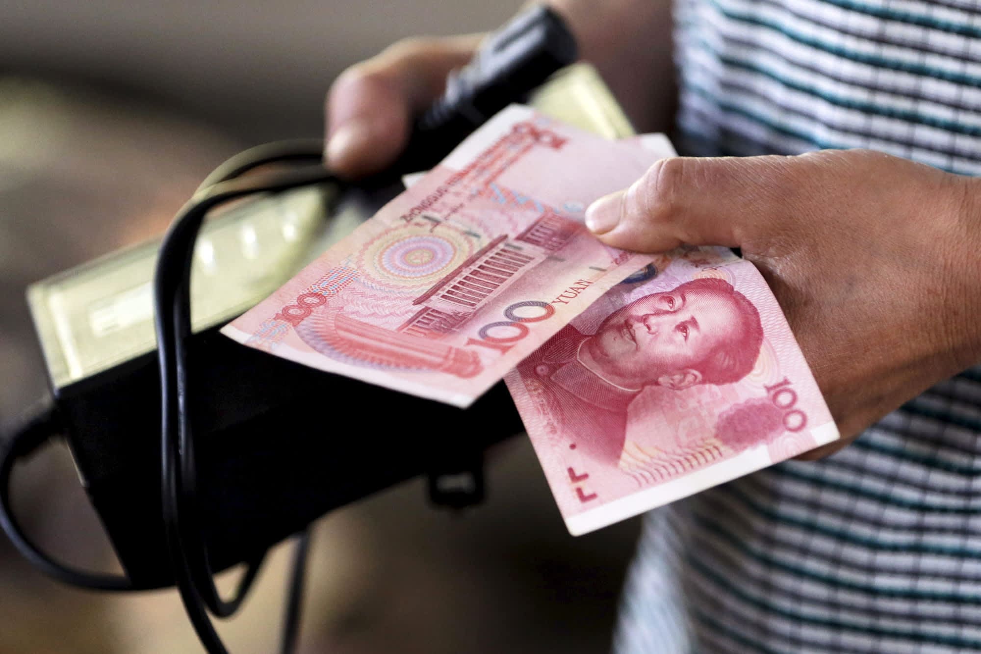  "중국의 생산성 하락세 뚜렷... 한국경제, 중국비중 축소 불가피" 한경 China's economic recovery is stalling. Here's what to expect next