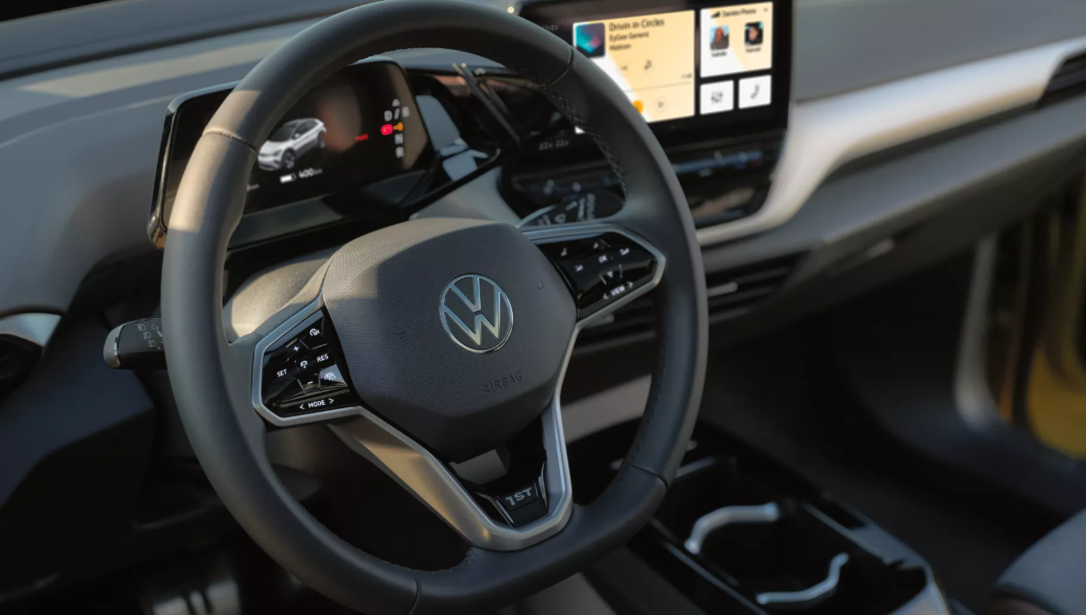 Touch-type leather multifunction steering wheel