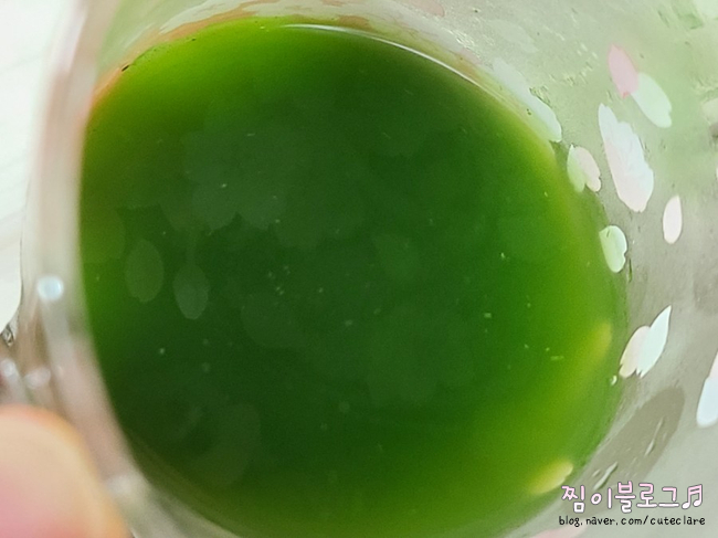 남편하고 같이 먹어요! 사다 4분말스틱 새싹보리 분말 국내산 유기농 찾아서 12