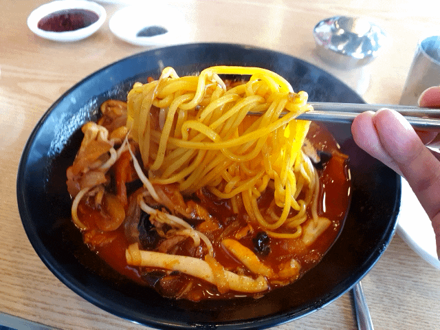  금산에 잊지 못할 짬뽕의 맛에 보여주는 <여래향 >