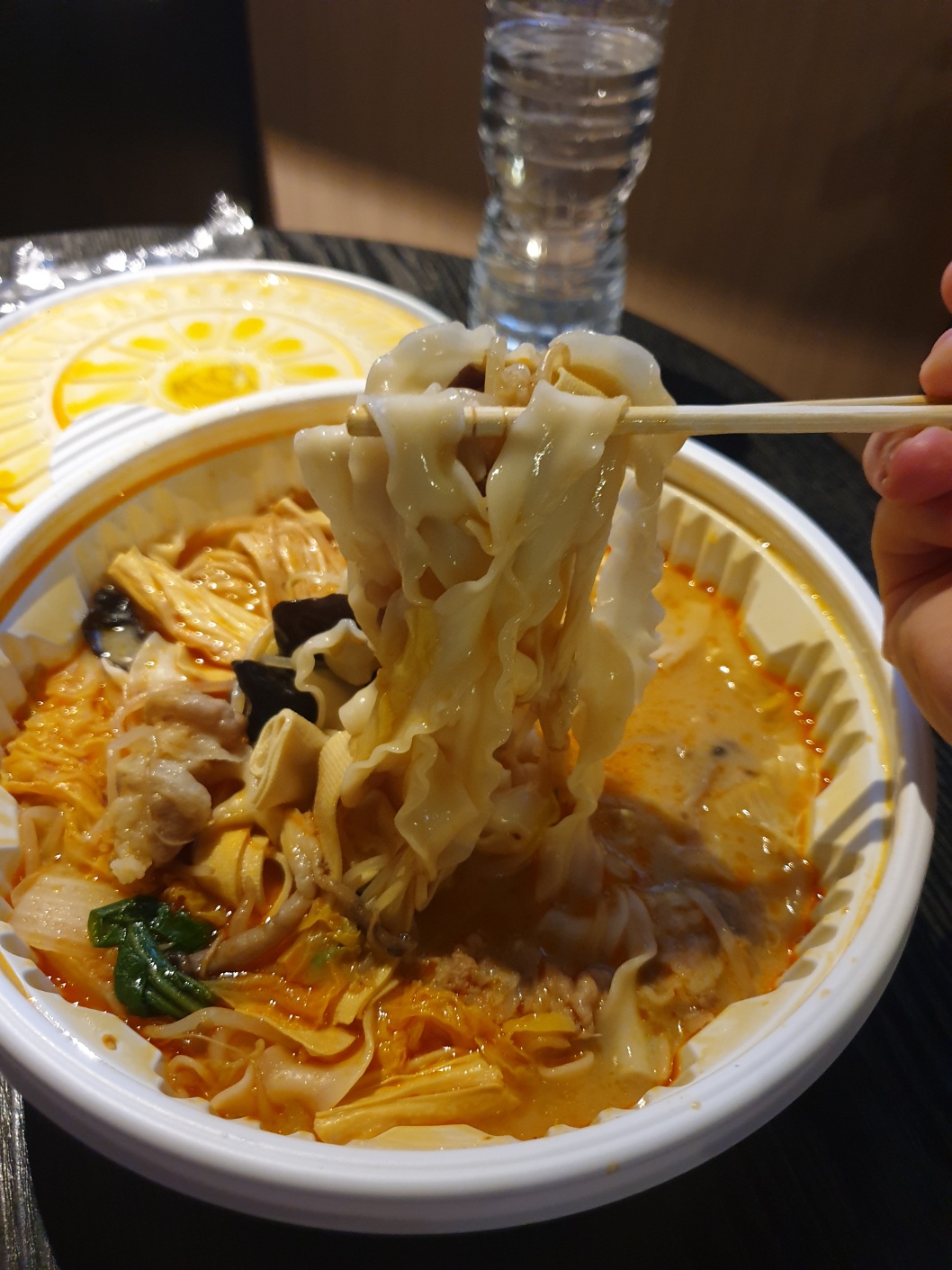 라와마라탕 이미지