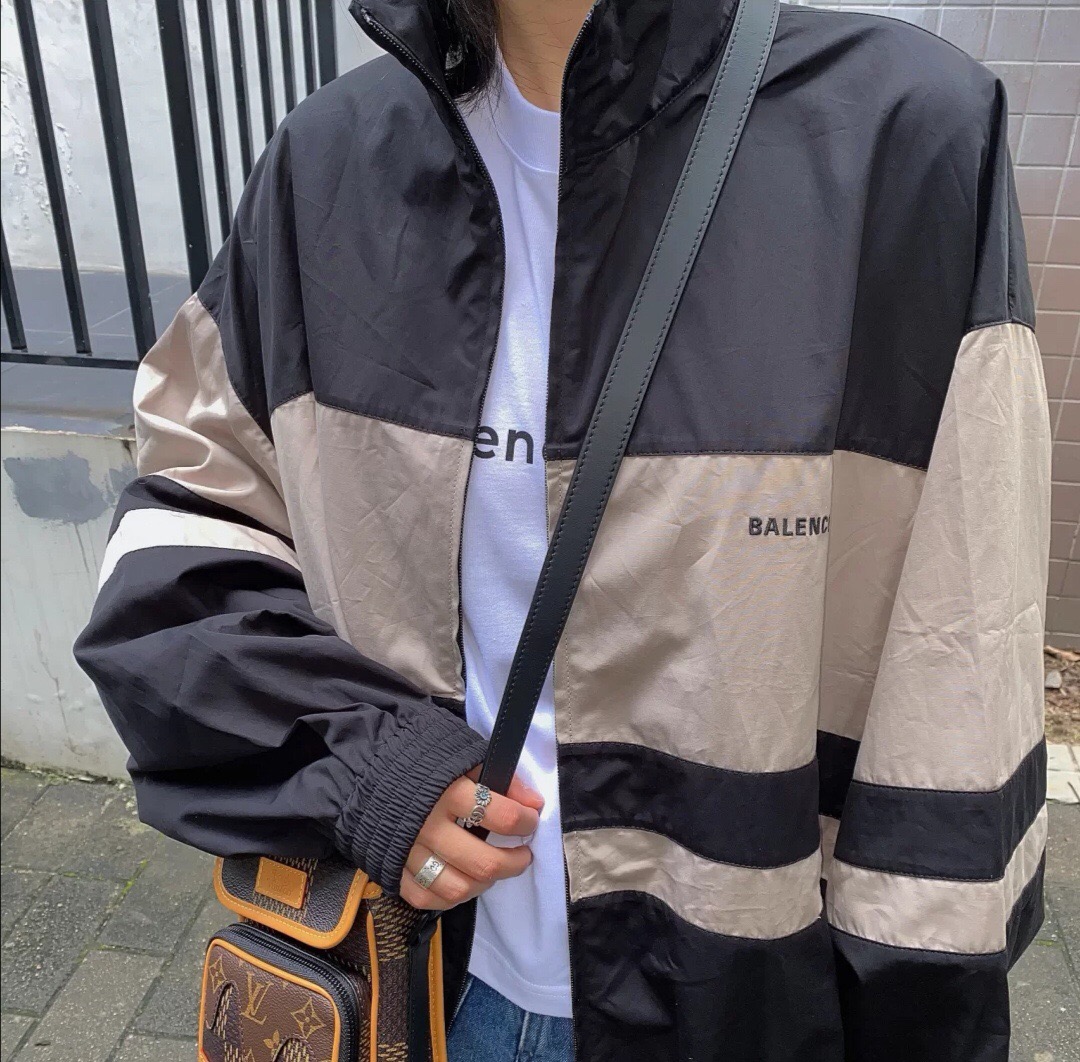  [BALENCIAGA] 발렌시아가 집업 자켓 623020 TIM39 1000