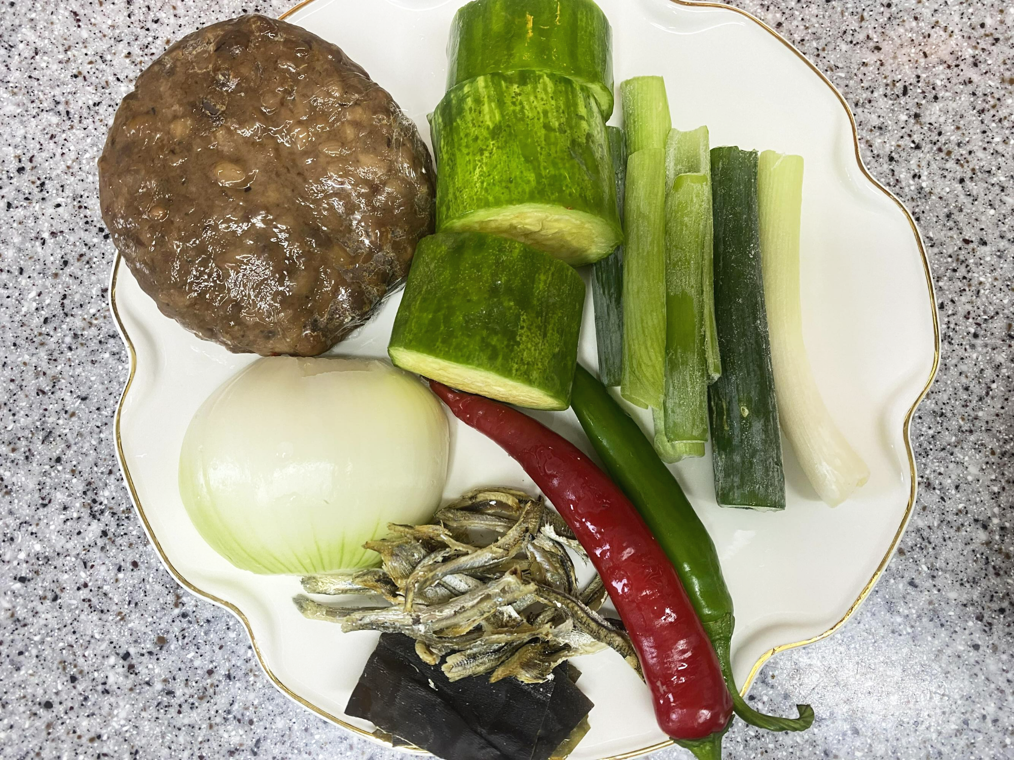 청국장&amp;#44; 채소 재료