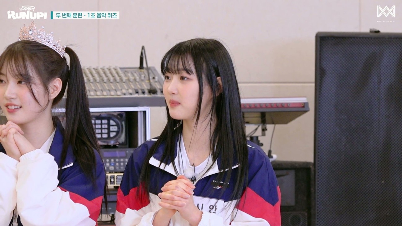 10년만에 직속후배 생겼는데 오열했다는 오마이걸 승희 | 인스티즈