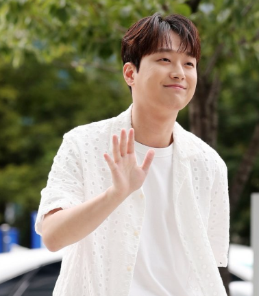 이찬원 인스타 팬카페 프로필 고향 키 소속사-10 이찬원 인스타 팬카페 프로필 고향 키 소속사-10