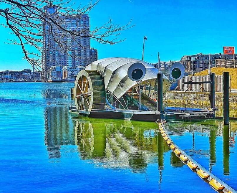  환경 보호론자로 데뷔한 쓰레기 수집가  VIDEO: ‘Mr. Trash Wheel’ and His Baltimore Family Are Helping Keep Our Waters Clean