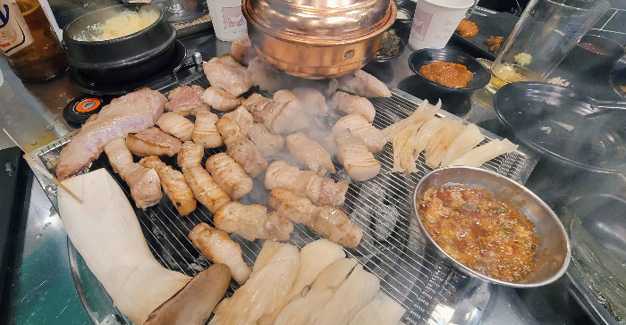 상구네돼지구이대봉점