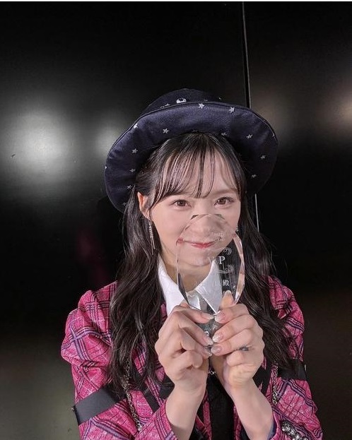  정범균 닮은꼴 AKB48 밤균이 오구리 유이가 부르는 유메데 키스미(꿈에서 Kiss Me)