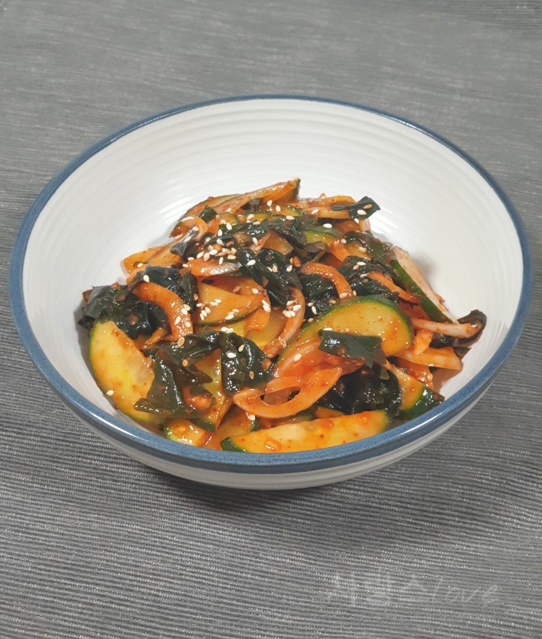  오이미역초무침 만들기 밑반찬으로 좋은 새콤매콤 오이 무침