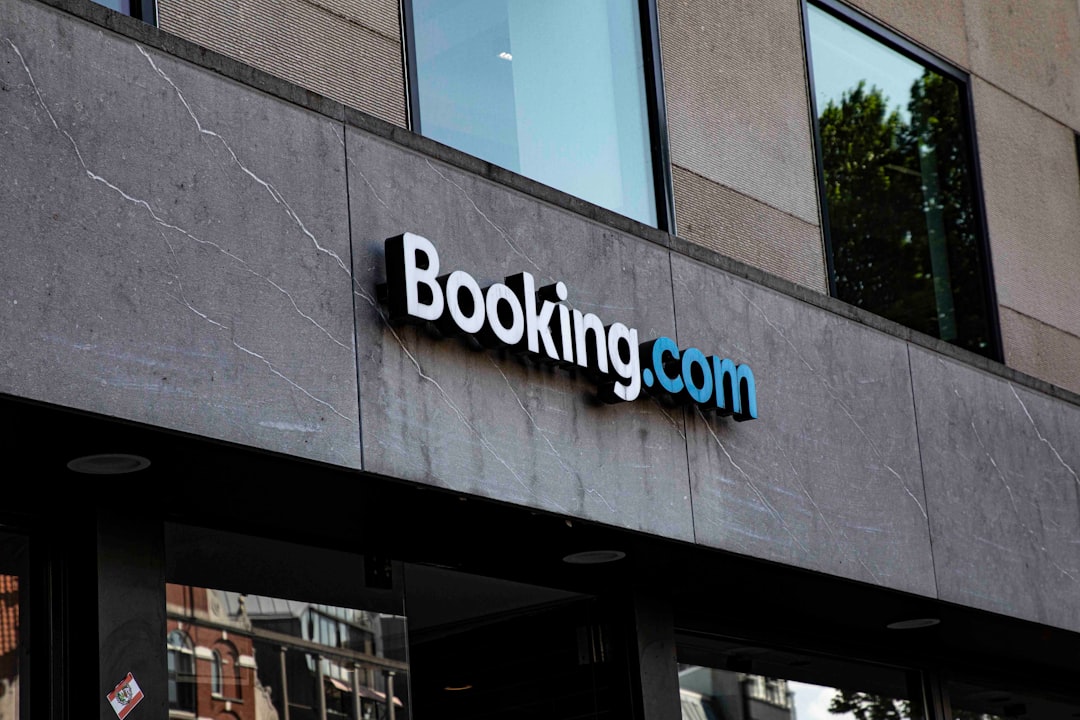 Booking.