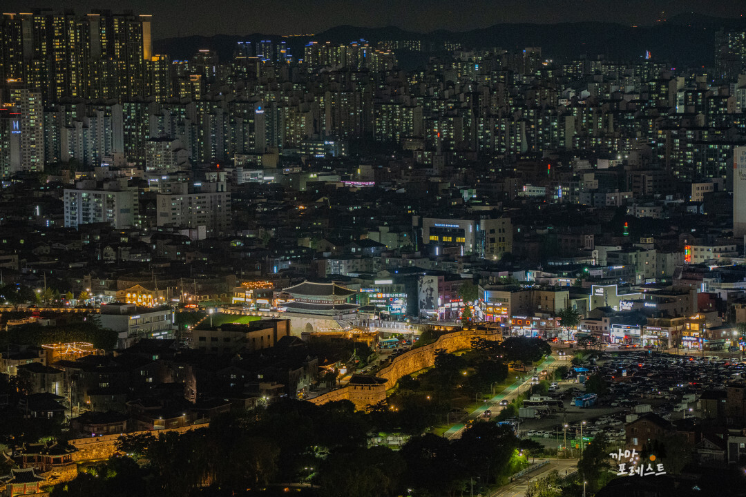 플라잉 수원 야경