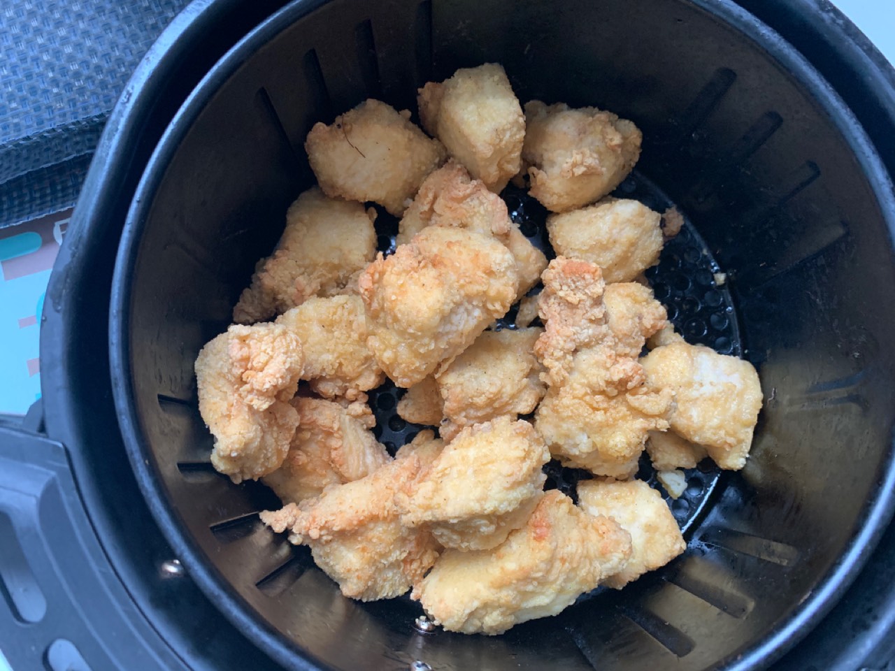  마니커 통살 큐브치킨 : 마니커 바사삭치킨과 함께 에어프라이어 요리