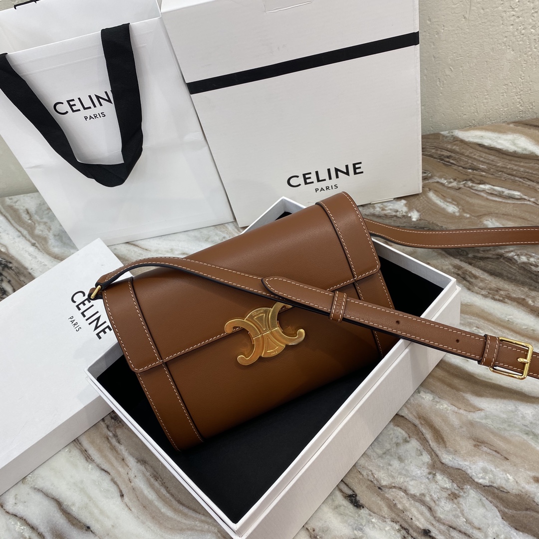 [CELINE] 셀린느 네츄럴 카프 스킨 스트랩백 트리오페백 195263BFN.04LU (2 COLOR)