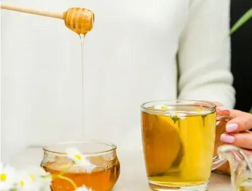 미지근한-꿀물은-알코올-분해속도를-증진시킵니다.