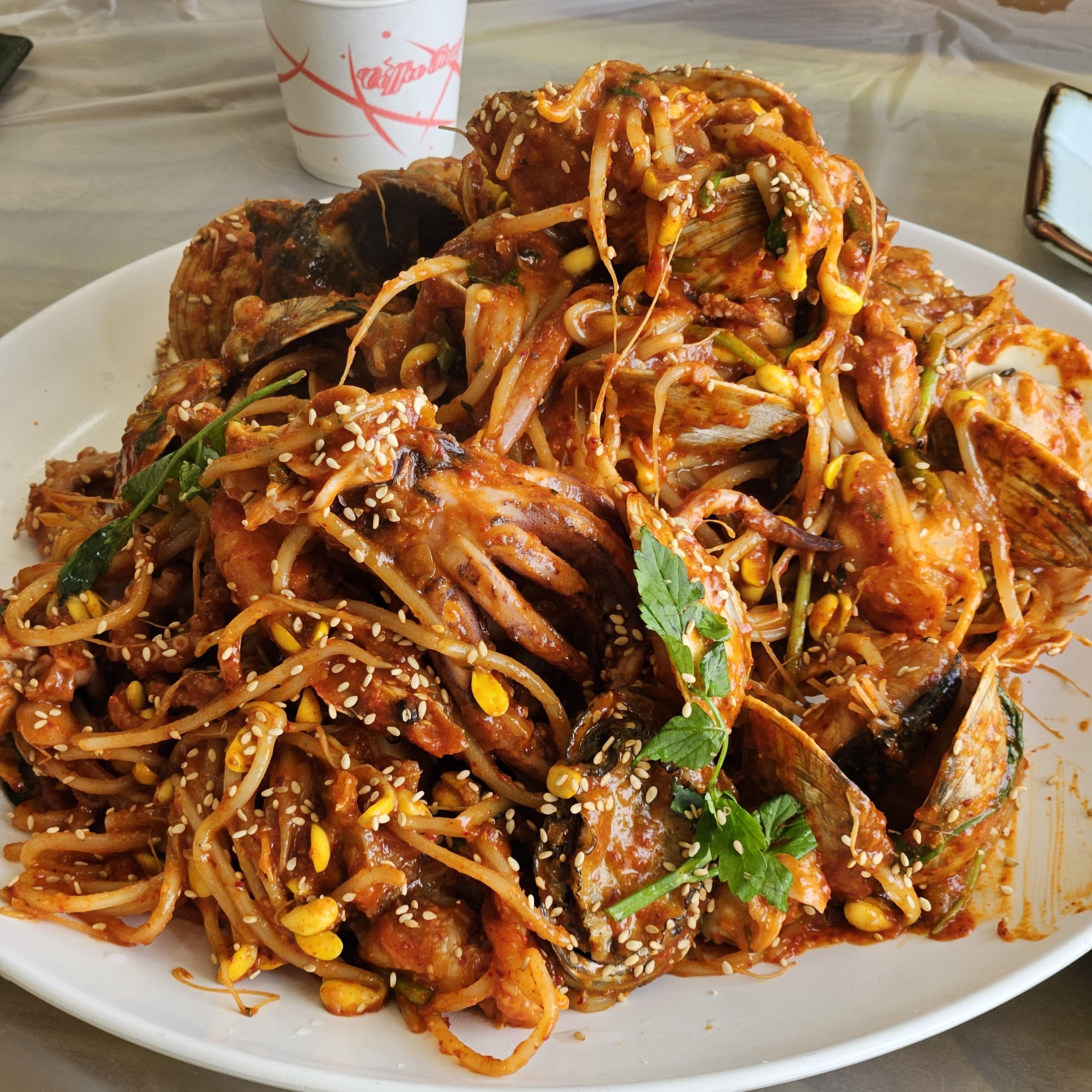  영종도 공항근처 해물찜, 해물탕 맛집 - 고래등 메뉴추천, 가격정보