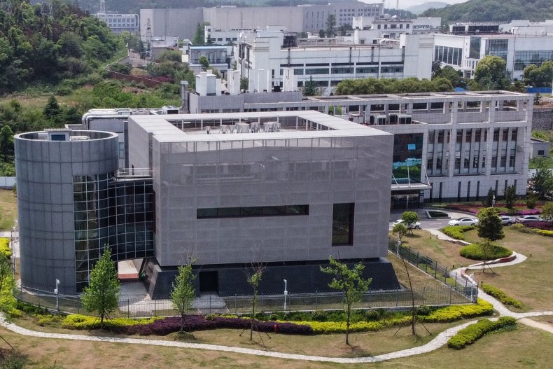  우한 연구소 ,전염성이 강한 바이러스를 박쥐에 실험 계획