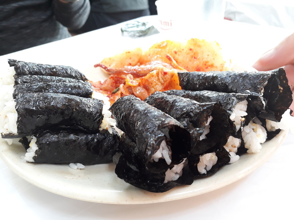 해물충무김밥 이미지
