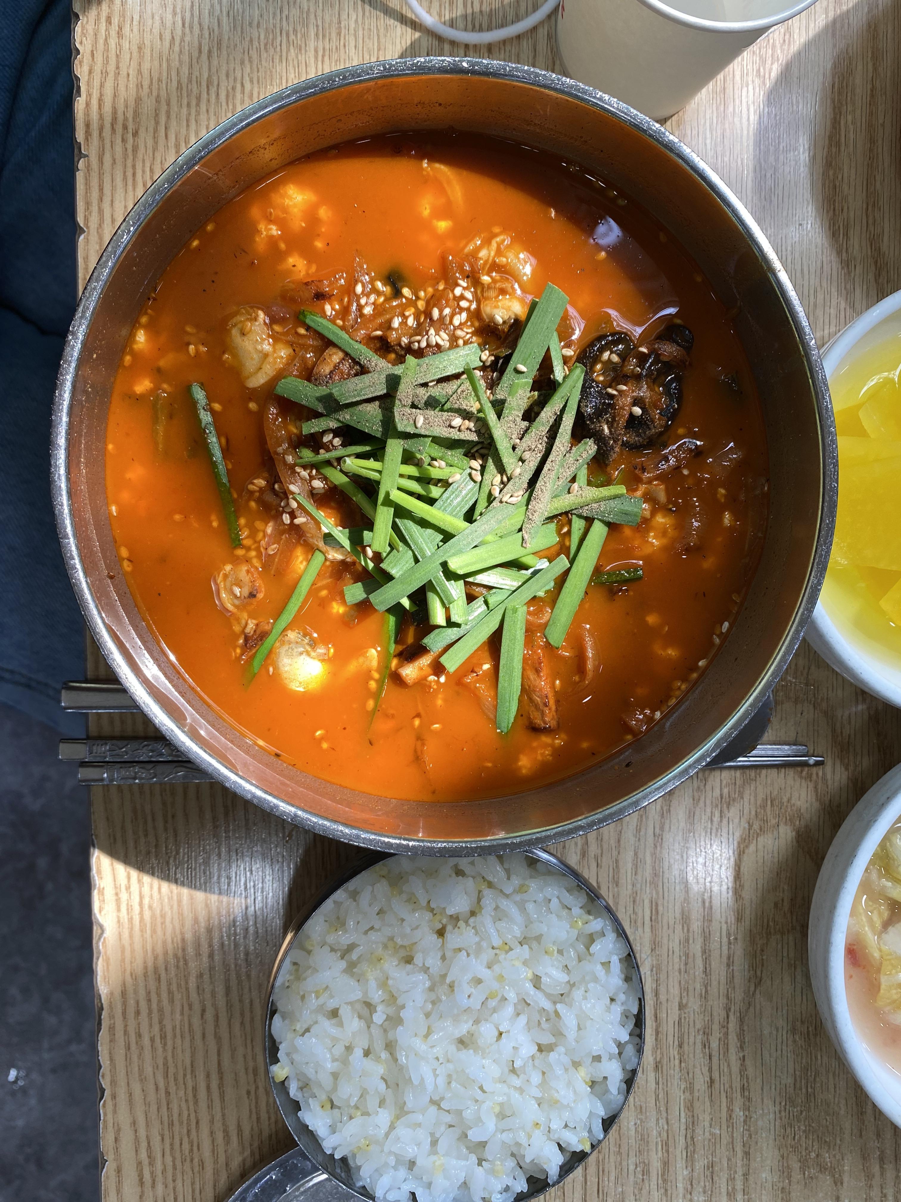  [강릉 여행] 3편 기다릴 가치가 있는 짬뽕 순두부 '동화 가든' 본점