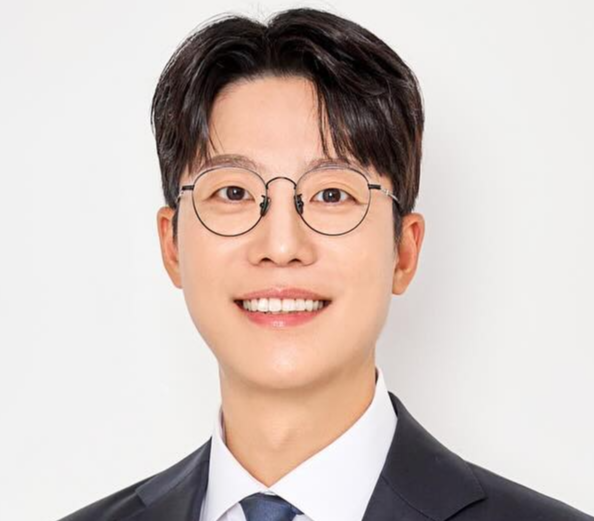 박성언 아나운서