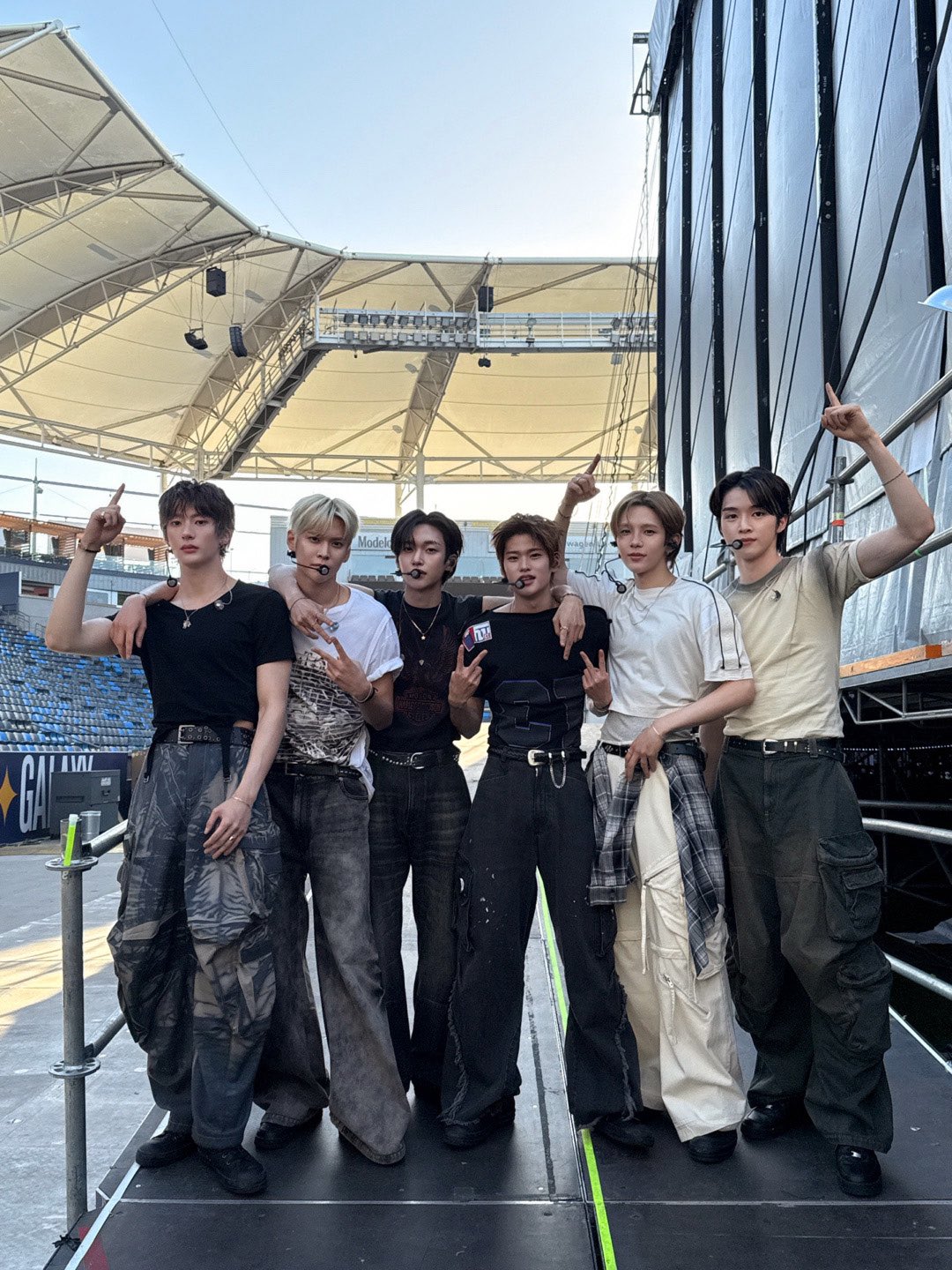 20250512슴타운LA트위터공계가족사진