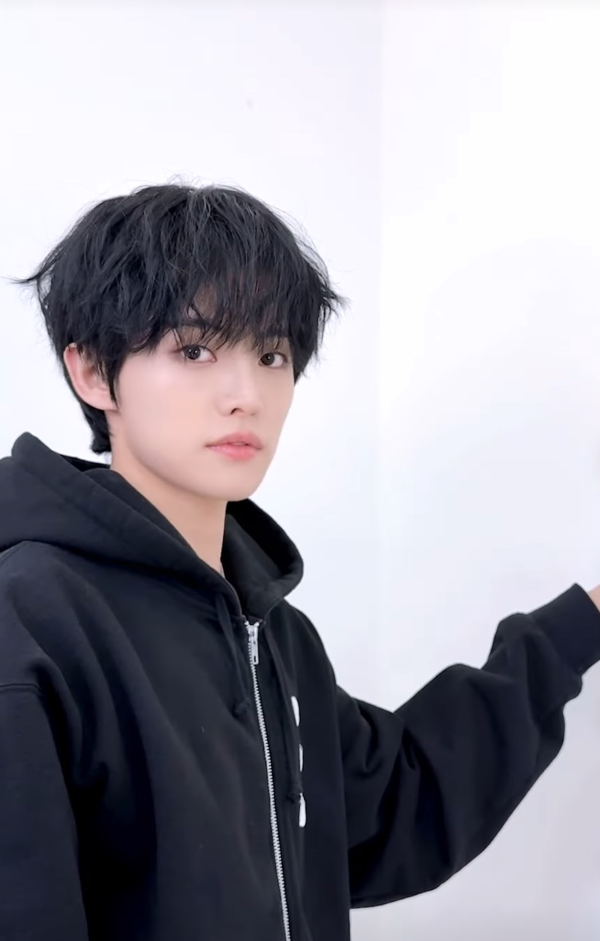 현직 돌팬이 취업한 것 같은 소속사 | 인스티즈