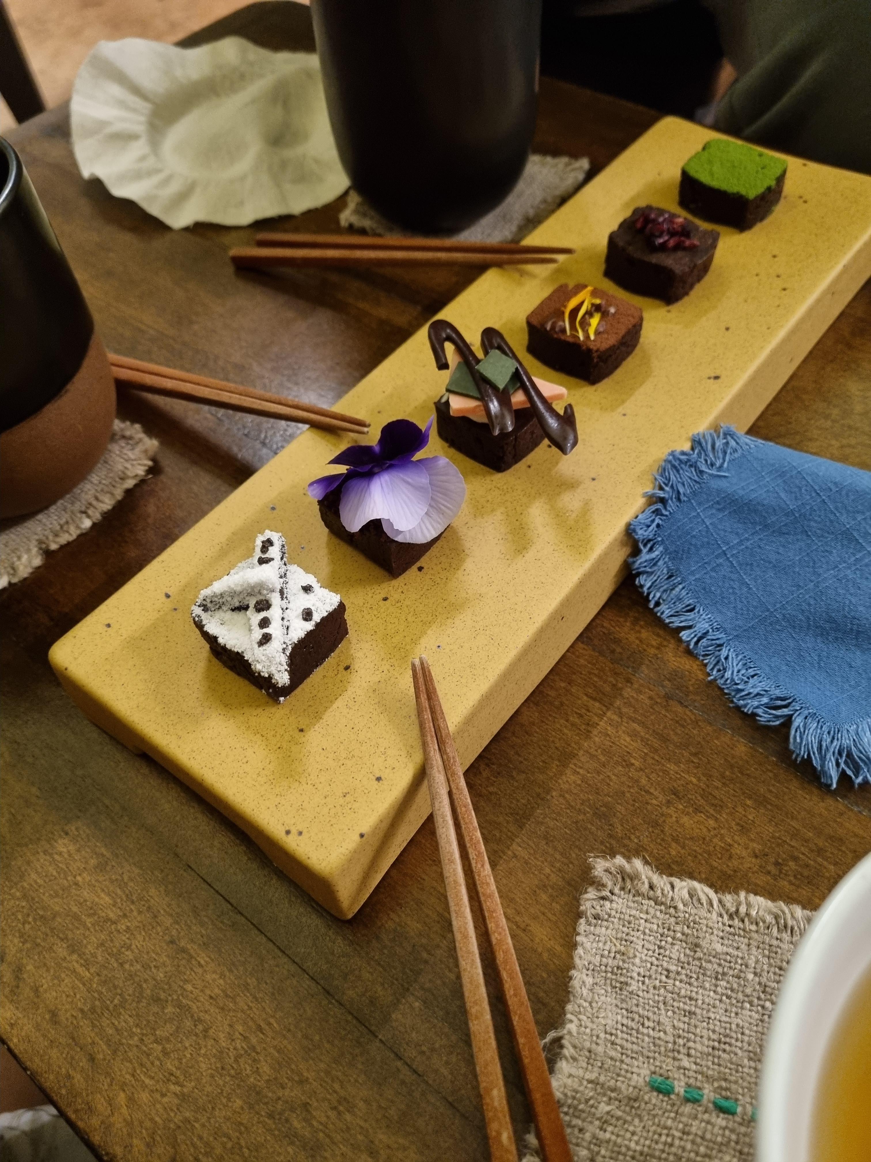 [경기도 이천] 차분하지만 모던한 포토존 가득한 티카페 '여여로' (후기,메뉴, 주차)