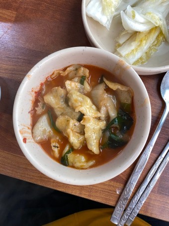 뚝배기 수제비 칼국수