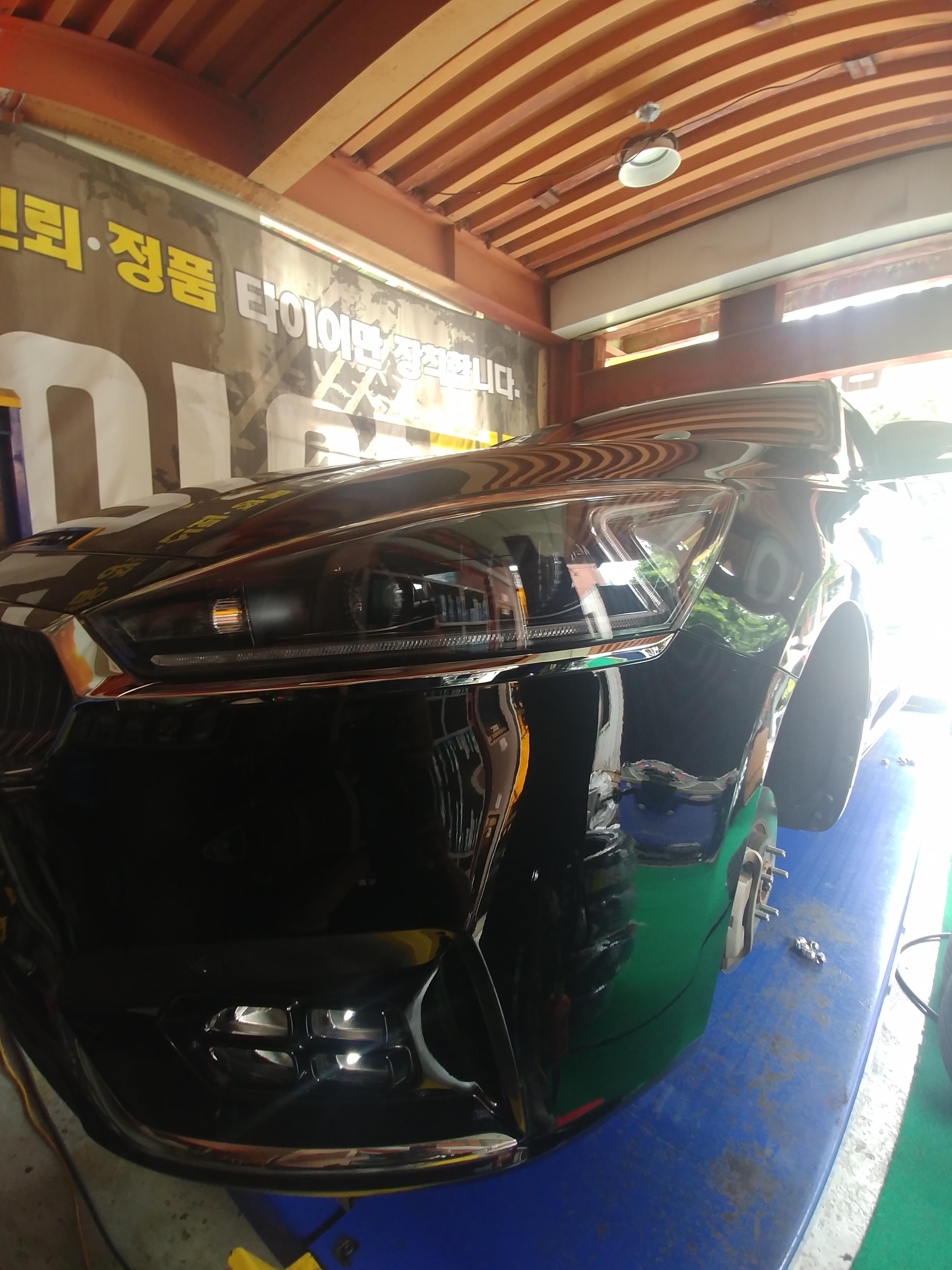 타이어맨 이미지