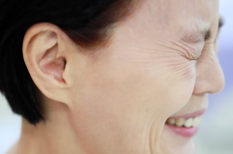  나이 들면서 주름이 생기는 이유