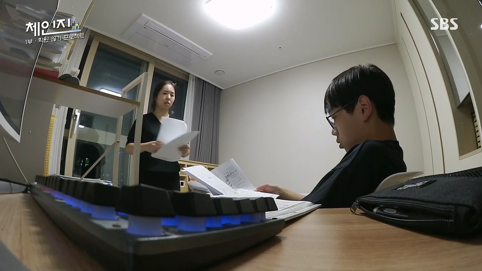 SBS 스페셜.E649.230101p.H264-F1RST.mp4_20230115_133727.836.jpg