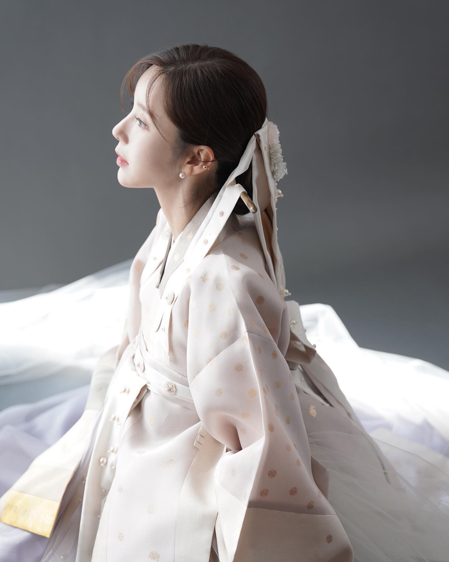  결혼하는 야옹이 작가 한복 화보사진