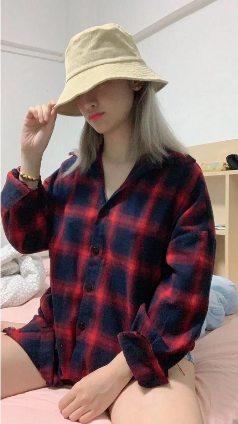  여친 만들기 팁- 핸드폰으로 여자친구와 대화하는 법
