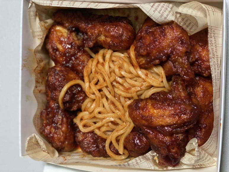 순수치킨 매콤아찔 맛있어서 자꾸 6